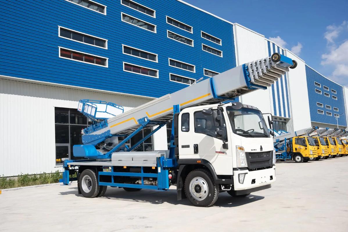 安州出租云梯车高空作业车 建筑垃圾搬运