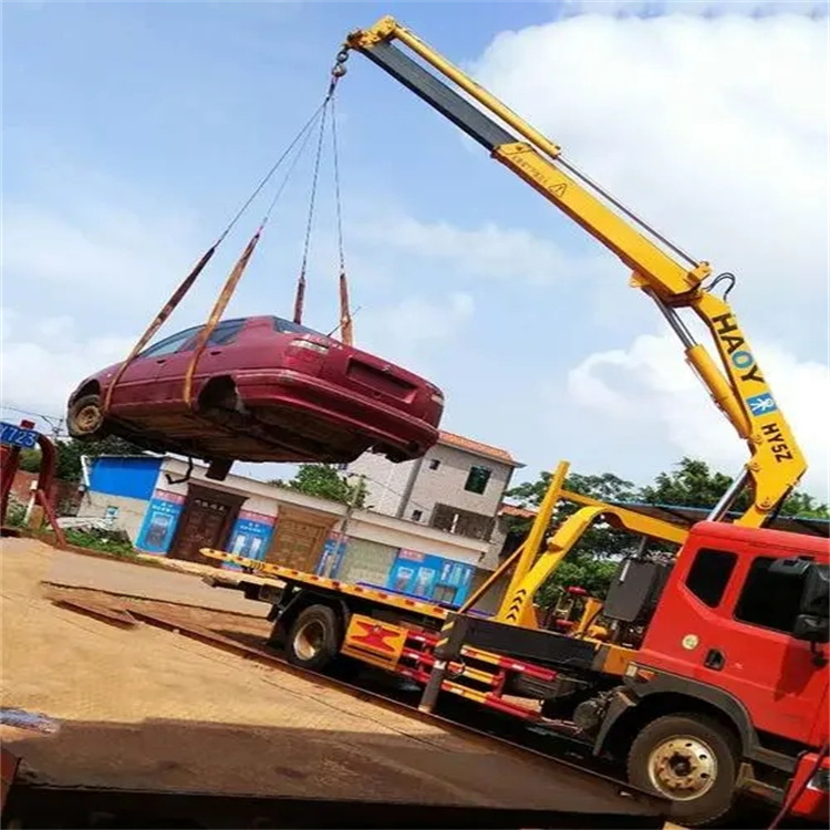 安州吊车吊汽车的正确方法